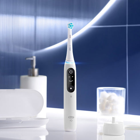 德國百靈Oral-B iO SLIM 微震科技電動牙刷-白